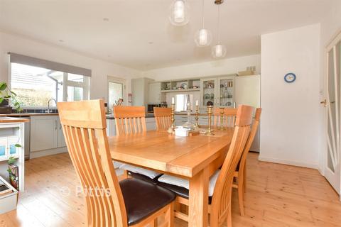 3 bedroom detached bungalow for sale, Afton Road, Freshwater PO40