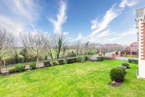 2 bedroom flat for sale, St Annes, Lytham Saint Annes, FY8