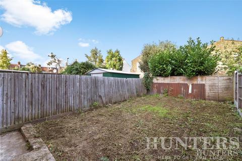2 bedroom flat to rent, Kitchener Road, London, N17