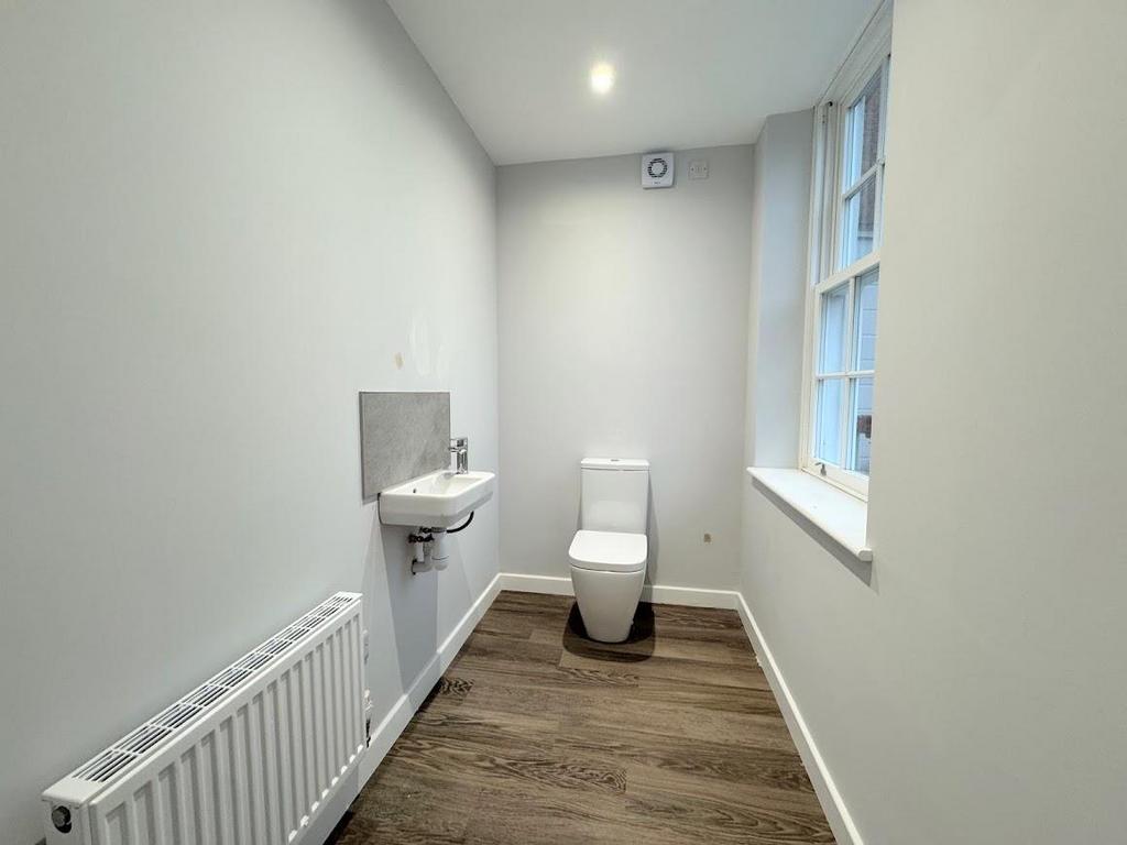Cloakroom wc