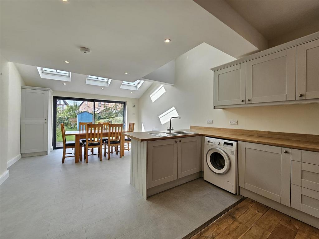 Dining Kitchen
