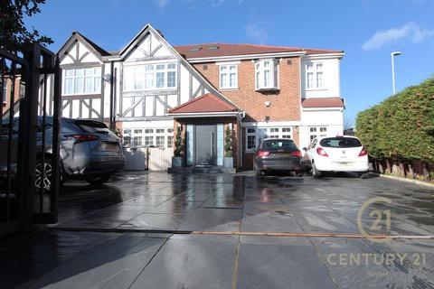 undefined, Malden Road, NEW MALDEN KT3