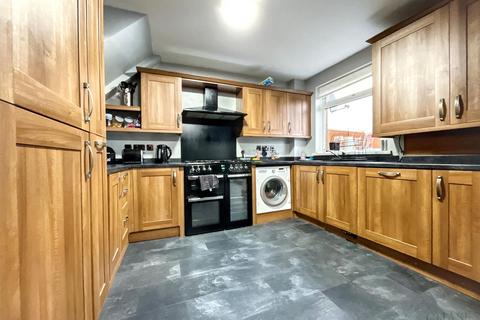 3 bedroom terraced house for sale, St. Davids Way, Jarrow, NE32