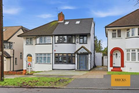4 bedroom semi-detached house to rent, Ashfield Road, London N14