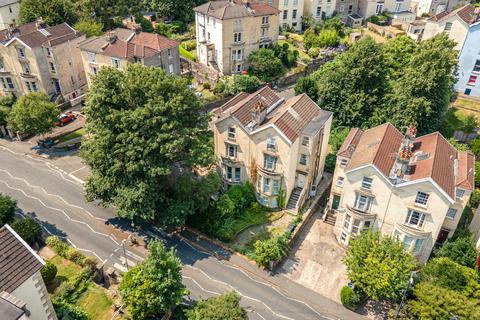 undefined, Bristol BS6