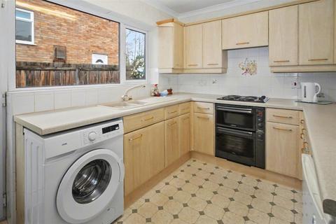 3 bedroom bungalow for sale, Bedford MK41