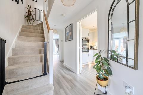 3 bedroom semi-detached house for sale, Badgers Bolt, Colden Common, Winchester, Hampshire, SO21