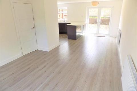 3 bedroom end of terrace house for sale, Stanton Drive, Fleet GU51