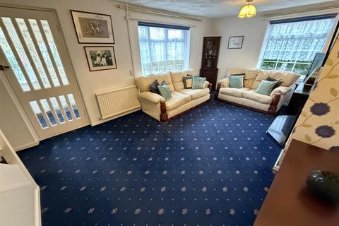 undefined, Fishers Lane, Pensby, Wirral