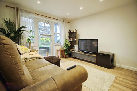 undefined, Queen Alexandra Road, Town Center, High Wycombe, HP11