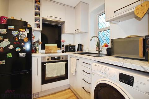 undefined, Queen Alexandra Road, Town Center, High Wycombe, HP11