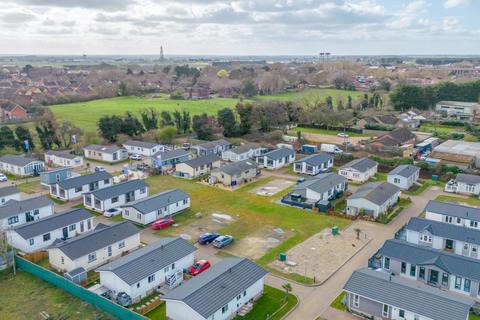 2 bedroom park home for sale, Bury St. Edmunds, Suffolk, IP28