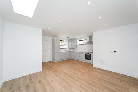 undefined, Pellatt Grove, London N22