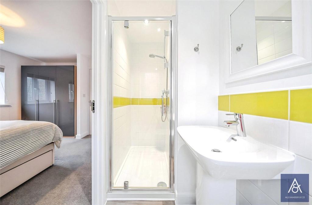 En-Suite Shower