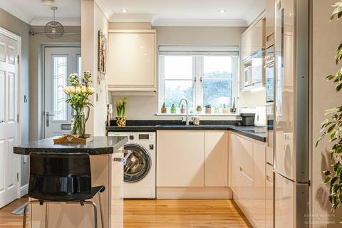 undefined, Upfield Close, Parkend, Stroud GL5