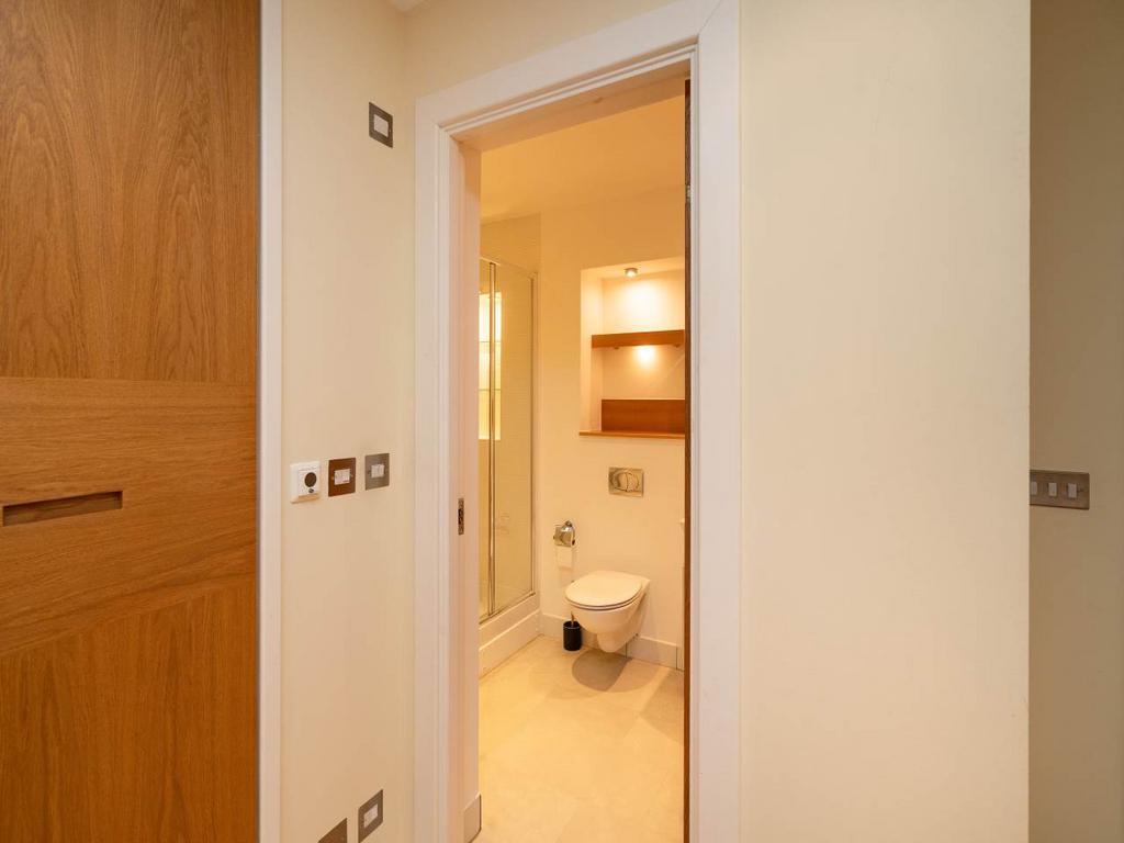 Interior033
