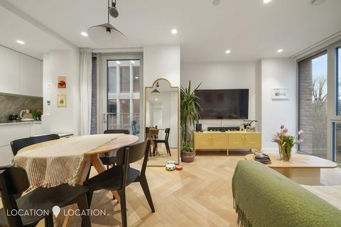 undefined, Maple Path, E5 8FF