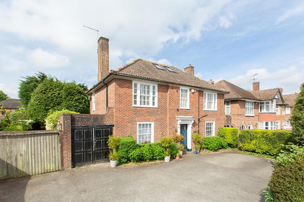 4 bedroom detached house for sale in Kent 4 bedroom detached house for sale in Kent
