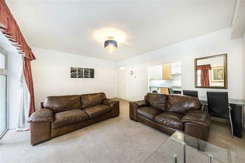 2 bedroom flat to rent, Millennium Square, London SE1