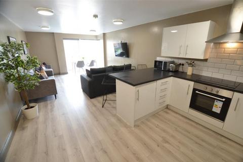 2 bedroom apartment for sale, Romulus Road, Gravesend