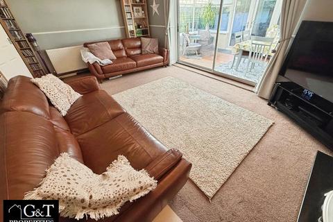 3 bedroom semi-detached house for sale, Stanford Drive, Rowley Regis