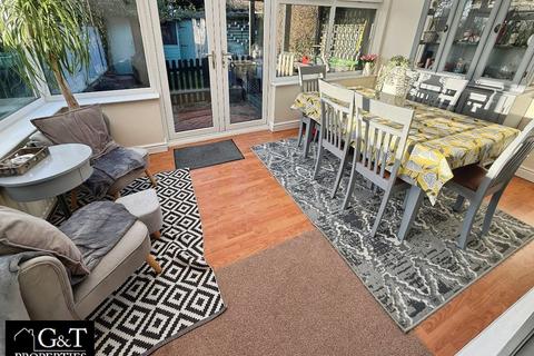 3 bedroom semi-detached house for sale, Stanford Drive, Rowley Regis