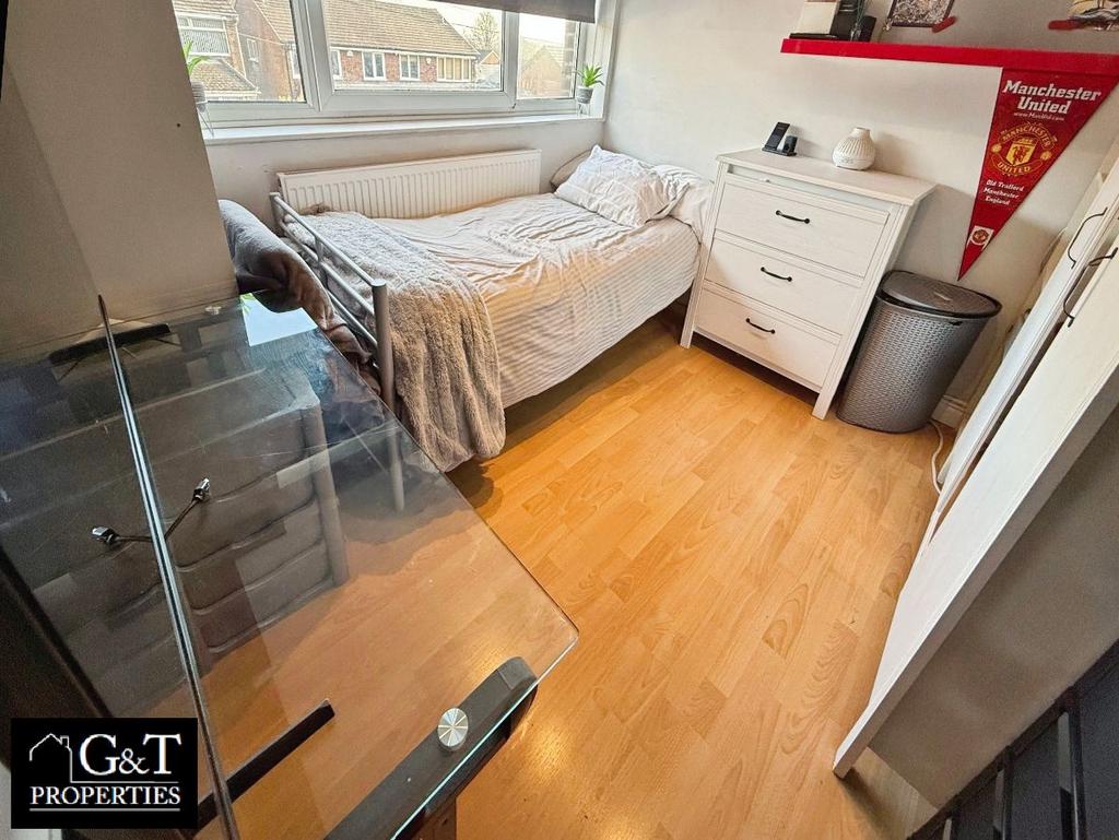 Second bedroom