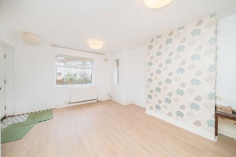 undefined, Broome Road, Hampton TW12