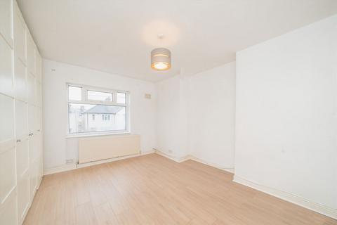 undefined, Broome Road, Hampton TW12