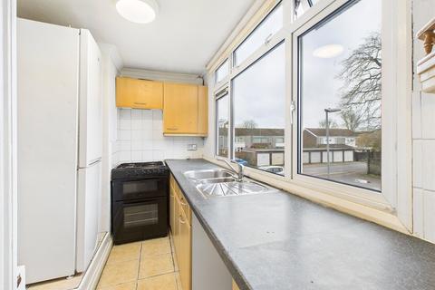 2 bedroom apartment to rent, Hawkhurst Walk, Crawley, West Sussex, RH10