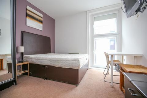 2 bedroom apartment to rent, Northumberland Street, City Centre, NE1