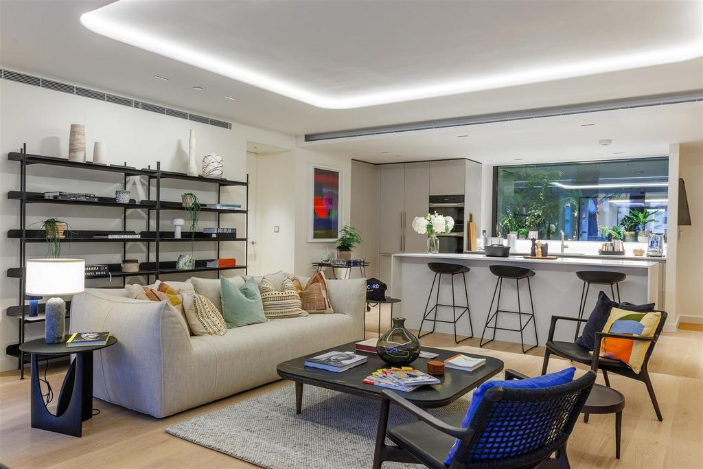 Living Area 2.jpg