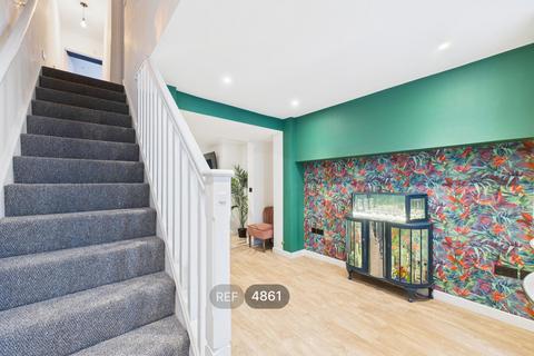 undefined, Nottingham NG15