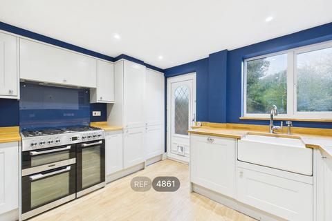 undefined, Nottingham NG15