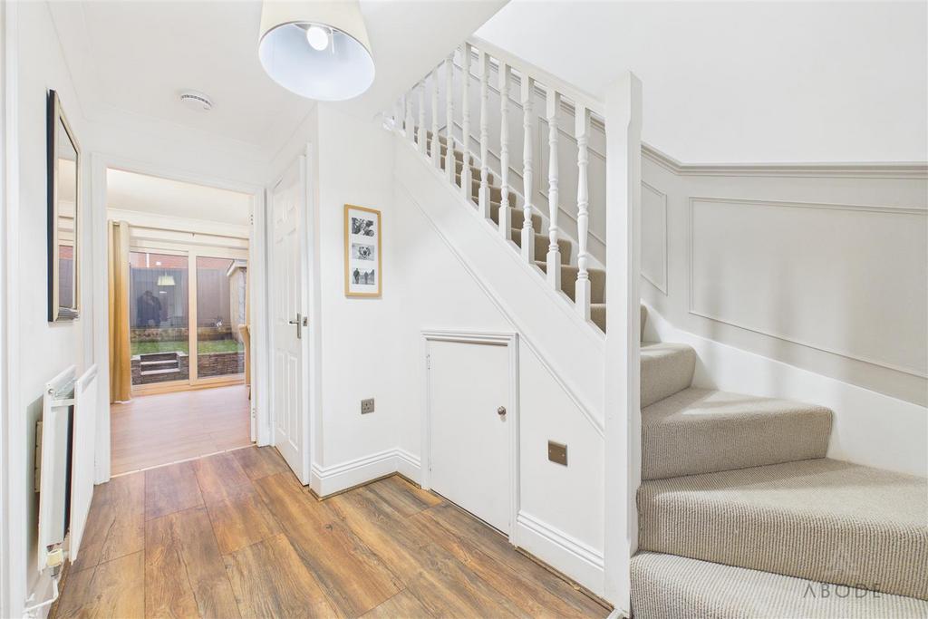 CAM03473 G0-PR0559-STILL018.jpg