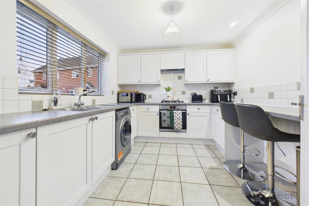 CAM03473 G0-PR0559-STILL013.jpg