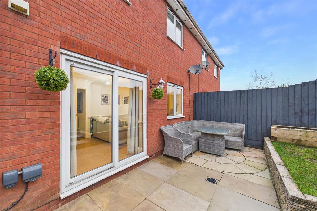 CAM03473 G0-PR0559-STILL029.jpg