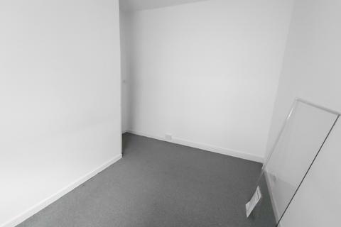 undefined, FIRST FLOOR ONE BEDROOM FLAT, LOCATED CLOSE TO SHOPS, TRANSPORT LINKS AND BEACH AT BOSCOMBE PIER