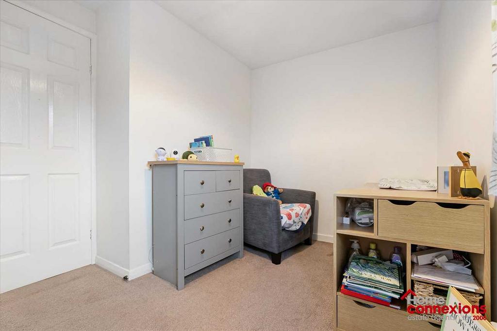Bedroom Two (2)