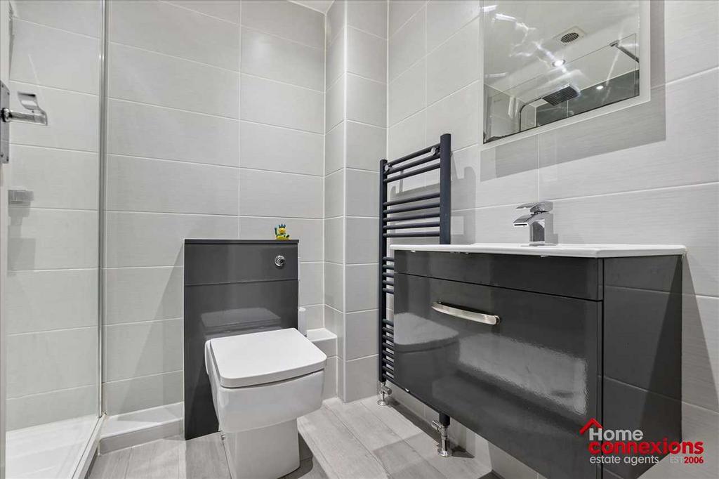 Shower Room (1)