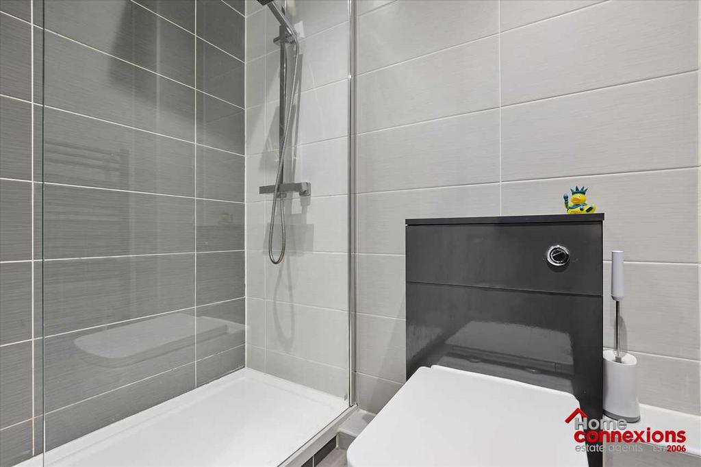 Shower Room (2)