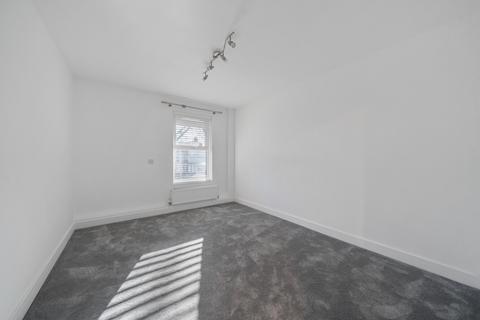 undefined, Hope Close, London, SE12