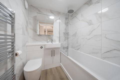 undefined, Hope Close, London, SE12