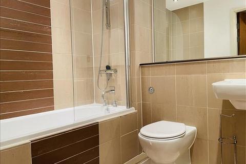 2 bedroom flat to rent, Barton Place, 3 Hornbeam Way, M4 4AU