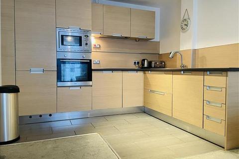 2 bedroom flat to rent, Barton Place, 3 Hornbeam Way, M4 4AU