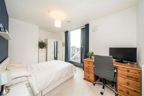 2 bedroom flat for sale, Station Road, London SE13