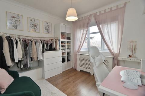 undefined, North Street, Romford, RM1