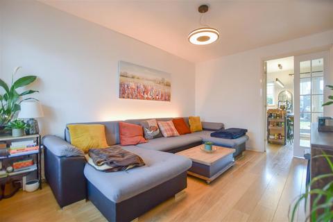 undefined, Heasman Close, Newmarket CB8