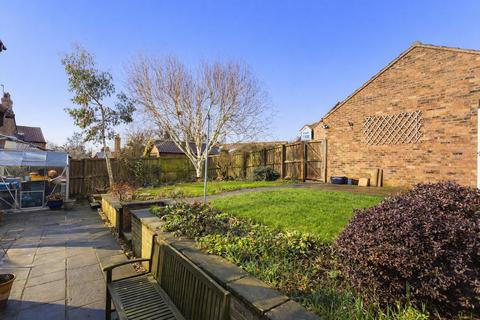 undefined, Tholthorpe, York