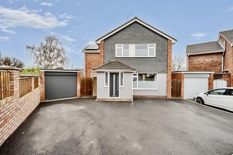 4 bedroom detached house for sale, Court Hill, Taunton